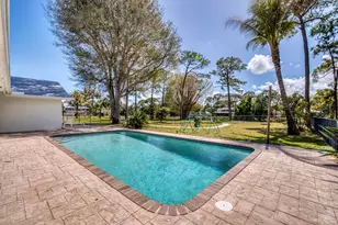 6062 Wood Lake Rd, Jupiter, FL 33458 - Photo 4