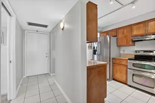 20 Royal Palm Way, Boca Raton, FL 33432 - Photo 4