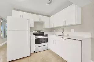 64 NE 7th Ct, Deerfield Beach, FL 33441 - Photo 20