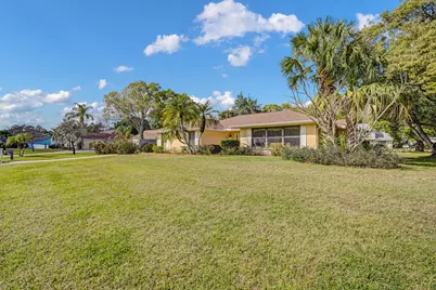 1106 Driftwood Lane, Fort Pierce, FL 34982 - Photo 1