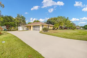 1106 Driftwood Ln, Fort Pierce, FL 34982 - Photo 6