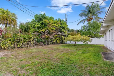 1305 SE 2nd Street, Pompano Beach, FL 33060 - Photo 14