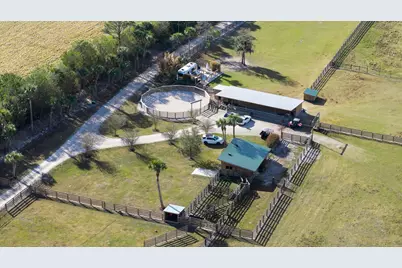 4350 SE Bridge Road, Hobe Sound, FL 33455 - Photo 10