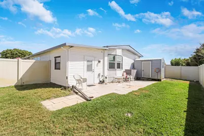 7750 SE Shenandoah Drive, Hobe Sound, FL 33455 - Photo 18