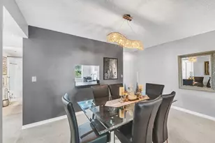 130 Lake Constance Dr, West Palm Beach, FL 33411 - Photo 12