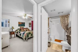 130 Lake Constance Dr, West Palm Beach, FL 33411 - Photo 28