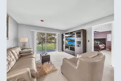 130 Lake Constance Drive, West Palm Beach, FL 33411 - Photo 16