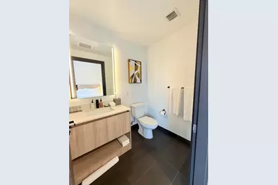 398 NE 5th Street #2118, Miami, FL 33132 - Photo 20