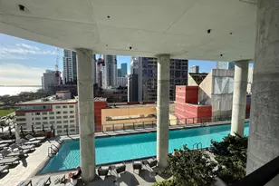 398 NE 5th St, Miami, FL 33132 - Photo 28