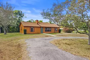 13530 53rd Ct N, The Acreage, FL 33411 - Photo 2