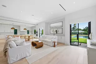 248 E Lakewood Rd, West Palm Beach, FL 33405 - Photo 8