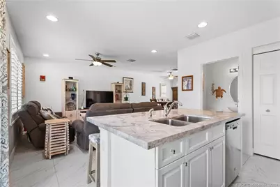 2810 NW Treviso Circle, Port Saint Lucie, FL 34986 - Photo 10