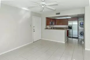 4151 N Haverhill Rd, West Palm Beach, FL 33417 - Photo 4
