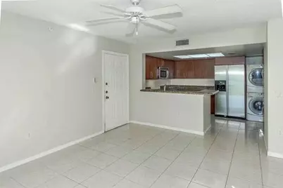 4151 N Haverhill Road #1508, West Palm Beach, FL 33417 - Photo 4