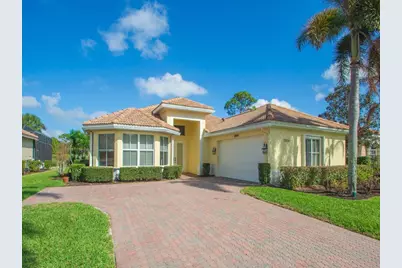 7924 Links Way, Port Saint Lucie, FL 34986 - Photo 2