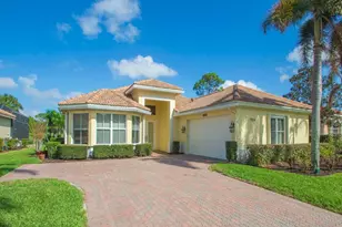7924 Links Way, Port Saint Lucie, FL 34986 - Photo 2