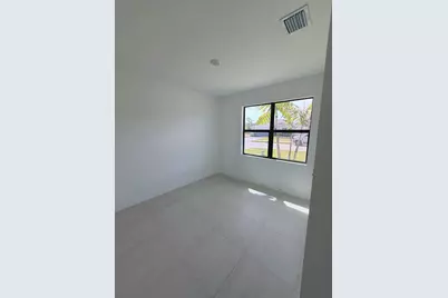 6570 SE Park Trace Drive, Stuart, FL 34997 - Photo 4
