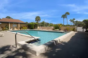 5390 Woodland Lakes Dr, Palm Beach Gardens, FL 33418 - Photo 24