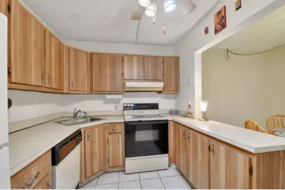 328 Pine Ridge Circle #C-1, Greenacres, FL 33463 - Photo 16