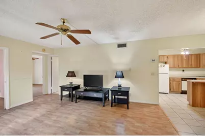 328 Pine Ridge Circle #C-1, Greenacres, FL 33463 - Photo 6