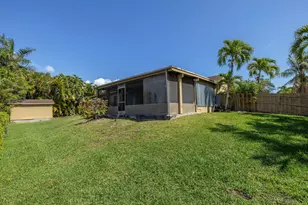 18422 SW 87th Pl, Cutler Bay, FL 33157 - Photo 6