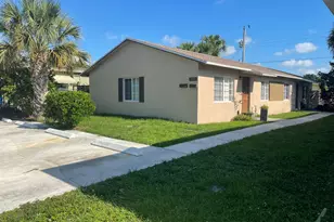 940 W 36th St, Riviera Beach, FL 33404 - Photo 1
