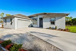 6347 SW Travers St, Palm City, FL 34990 - Photo 4