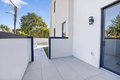 750 NE 16th Avenue, Fort Lauderdale, FL 33304 - Photo 32