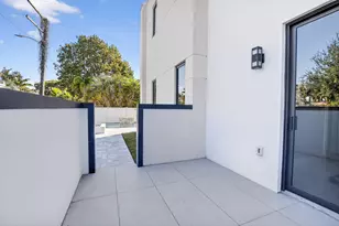 750 NE 16th Ave, Fort Lauderdale, FL 33304 - Photo 32