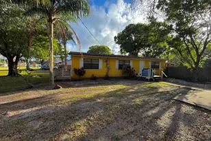 4609 Buchanan Dr, Fort Pierce, FL 34982 - Photo 8