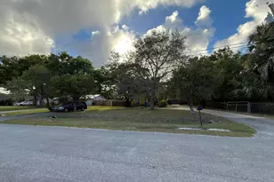 4609 Buchanan Dr, Fort Pierce, FL 34982 - Photo 6