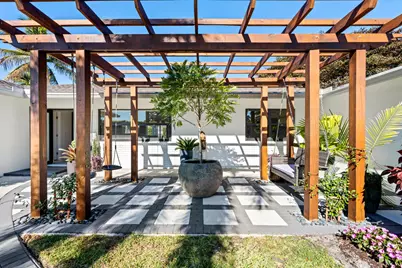 3605 S Lake Drive, Boynton Beach, FL 33435 - Photo 4