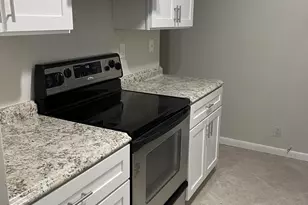 920 W 36th St, Riviera Beach, FL 33404 - Photo 2