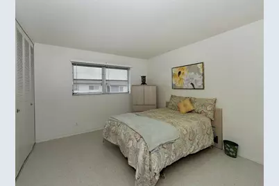 2789 Ashley Drive W #B, West Palm Beach, FL 33415 - Photo 10