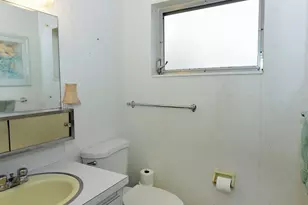 2789 Ashley Dr W, West Palm Beach, FL 33415 - Photo 14