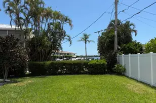 118 Yacht Club Dr, North Palm Beach, FL 33408 - Photo 1