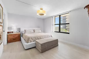 5480 N Ocean Dr, Singer Island, FL 33404 - Photo 14