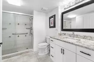 5480 N Ocean Dr, Singer Island, FL 33404 - Photo 18