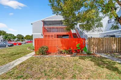 18 Crossings Circle #F, Boynton Beach, FL 33435 - Photo 1