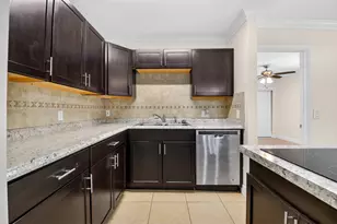 18 Crossings Cir, Boynton Beach, FL 33435 - Photo 12