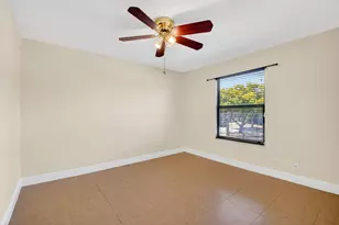 18 Crossings Cir, Boynton Beach, FL 33435 - Photo 20