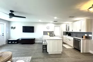 108 SW 9th St, Boynton Beach, FL 33426 - Photo 14