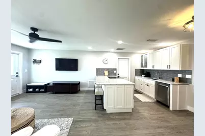 108 SW 9th Street, Boynton Beach, FL 33426 - Photo 14