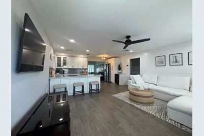 108 SW 9th Street, Boynton Beach, FL 33426 - Photo 1