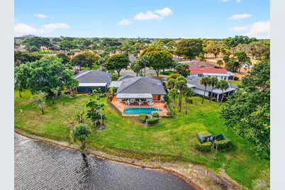 35 Glens Drive E, Boynton Beach, FL 33436 - Photo 8