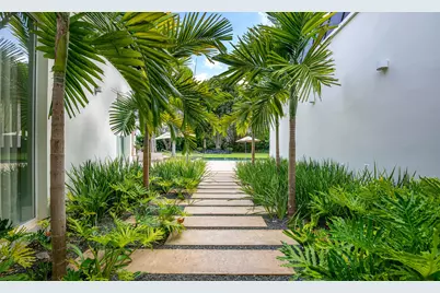77 Las Canas I, Solana Beach, CA  - Photo 12