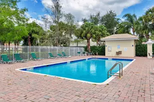 13385 Georgian Ct, Wellington, FL 33414 - Photo 20