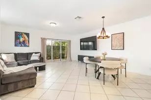 13385 Georgian Ct, Wellington, FL 33414 - Photo 4