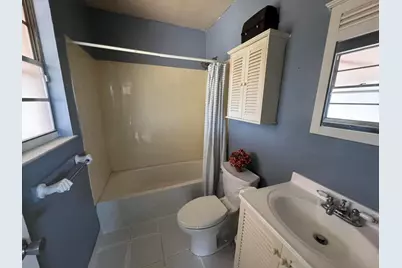 582 SE Karrigan Terrace, Port Saint Lucie, FL 34983 - Photo 8