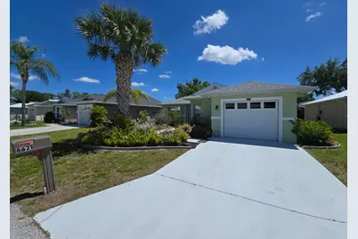 6621 Picante Circle, Fort Pierce, FL 34951 - Photo 1